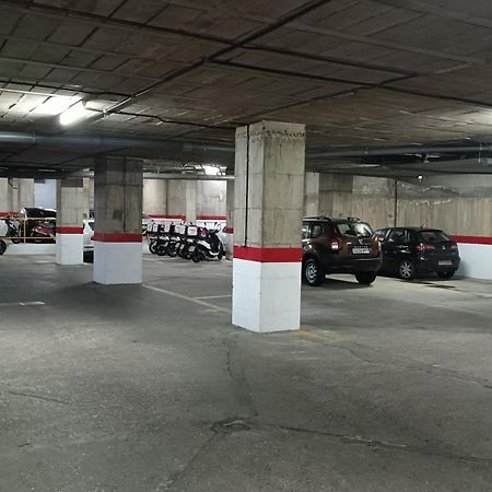 Sherryflat La Estacion - Parking Jerez de la Frontera Exterior foto